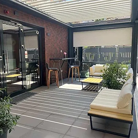Caro Hotel 3*