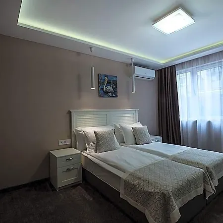 Caro 3* Warna